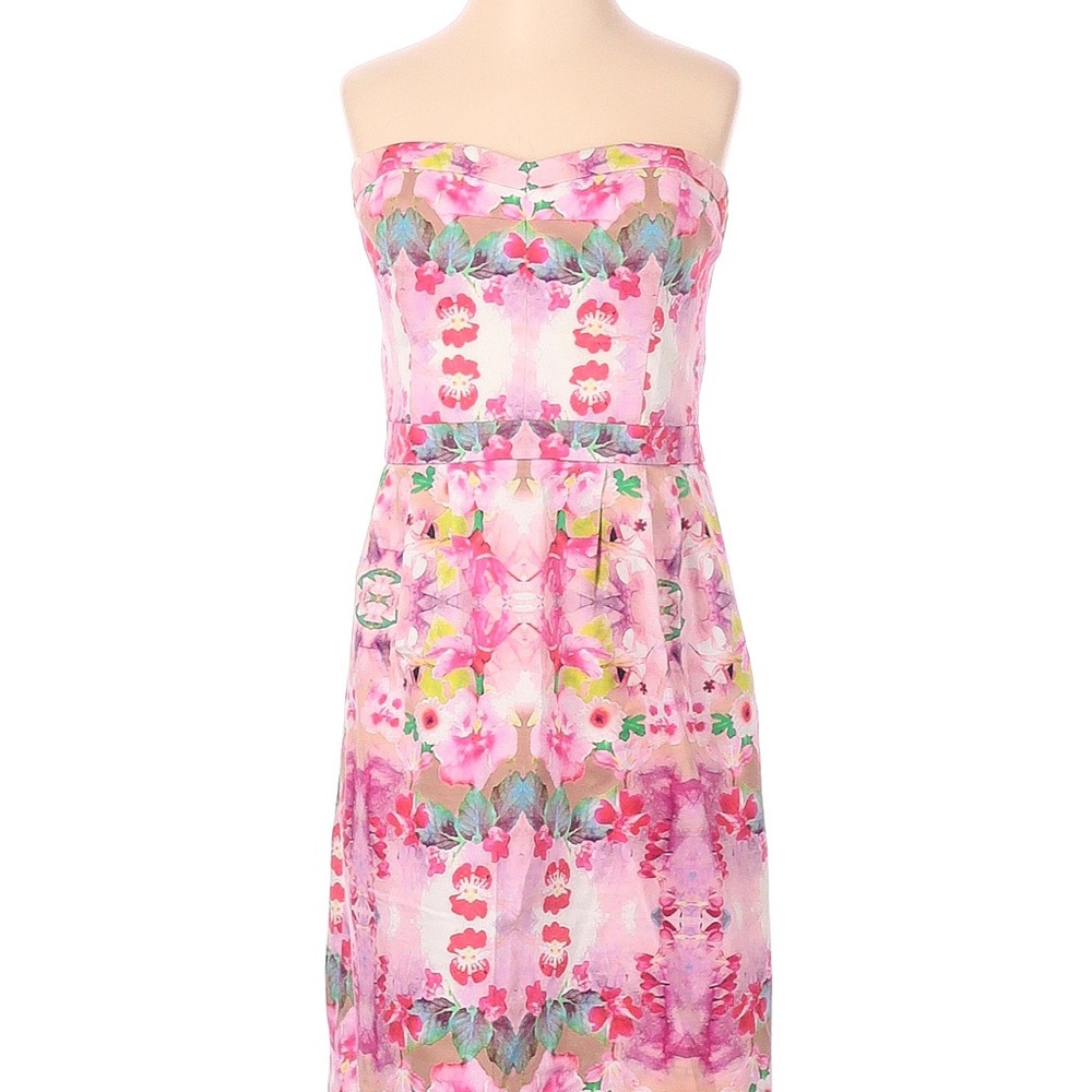 NWT Ali Ro festive flowered/kaleidoscope mini dress with ladder back. Size 12